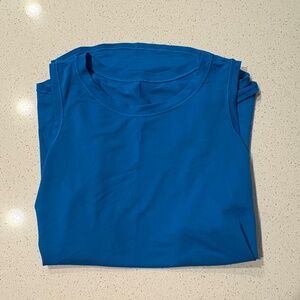 Lululemon sleeveless top